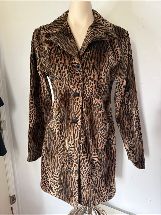 Urban Behavior Jackets & Blazers - Urban Behavior Velvet Leopard-Print Trench Coat in Brown and Black